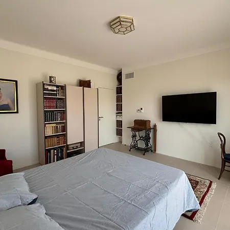 Сasa de vacaciones Family House With Pool And Sea View *