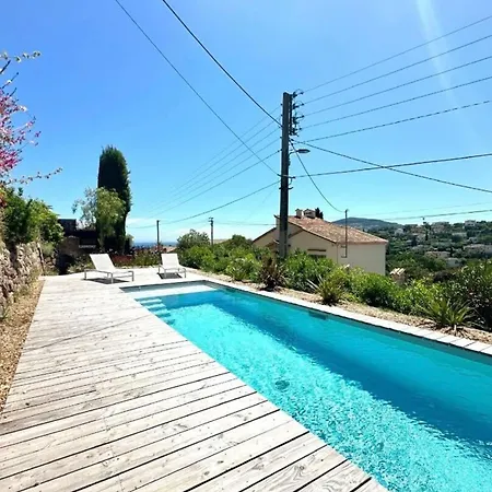 Сasa de vacaciones Family House With Pool And Sea View