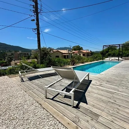 Family House With Pool And Sea View Mandelieu