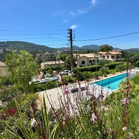 Family House With Pool And Sea View Сasa de vacaciones